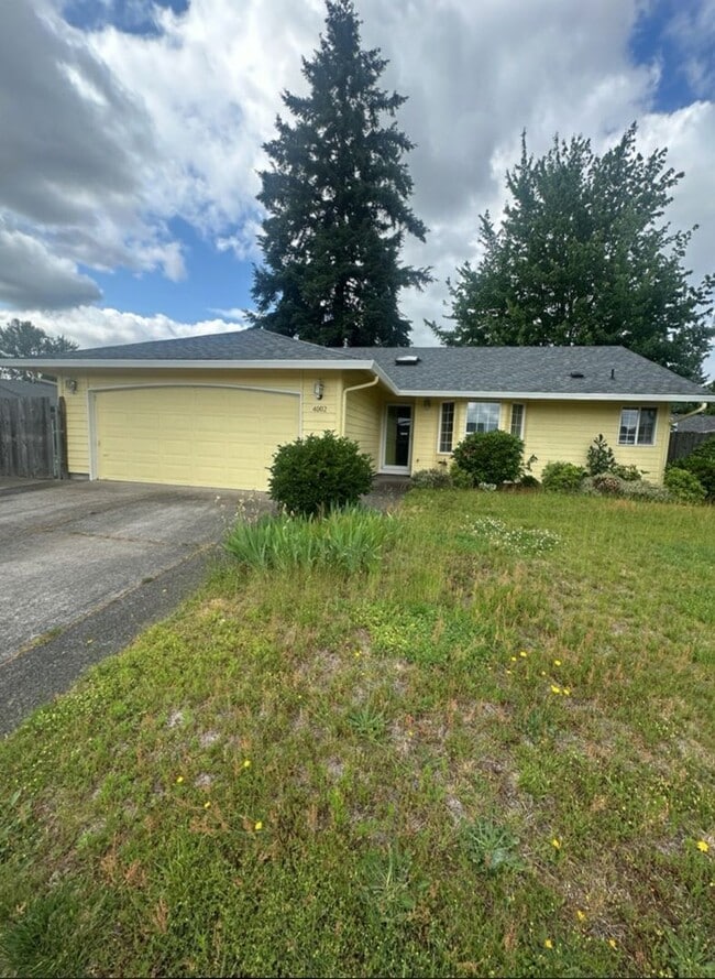 property at 14002 NE 93rd St