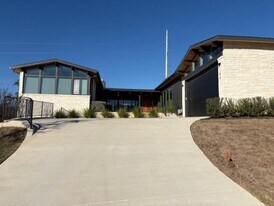 143 Emmanuelle Ct in Dripping Springs, TX - Building Photo