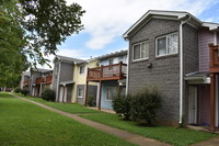 Shawnee Garden Apartments I & II in Louisville, KY - Building Photo - Building Photo