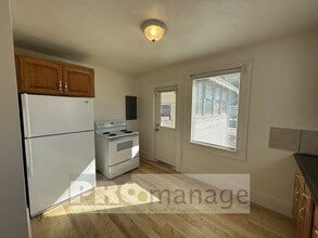 399 W 17th St in Idaho Falls, ID - Building Photo - Building Photo