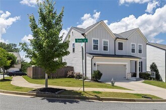 522 Evans Ln in Holly Springs, GA - Building Photo - Building Photo