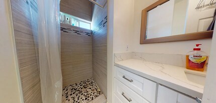 6252 Dorothy Dr in San Diego, CA - Building Photo - Building Photo