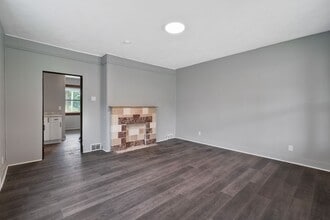 335 Torrence Ave in Carnegie, PA - Foto de edificio - Building Photo