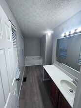 6729 Kristins Cove Ln in Canal Winchester, OH - Building Photo - Building Photo