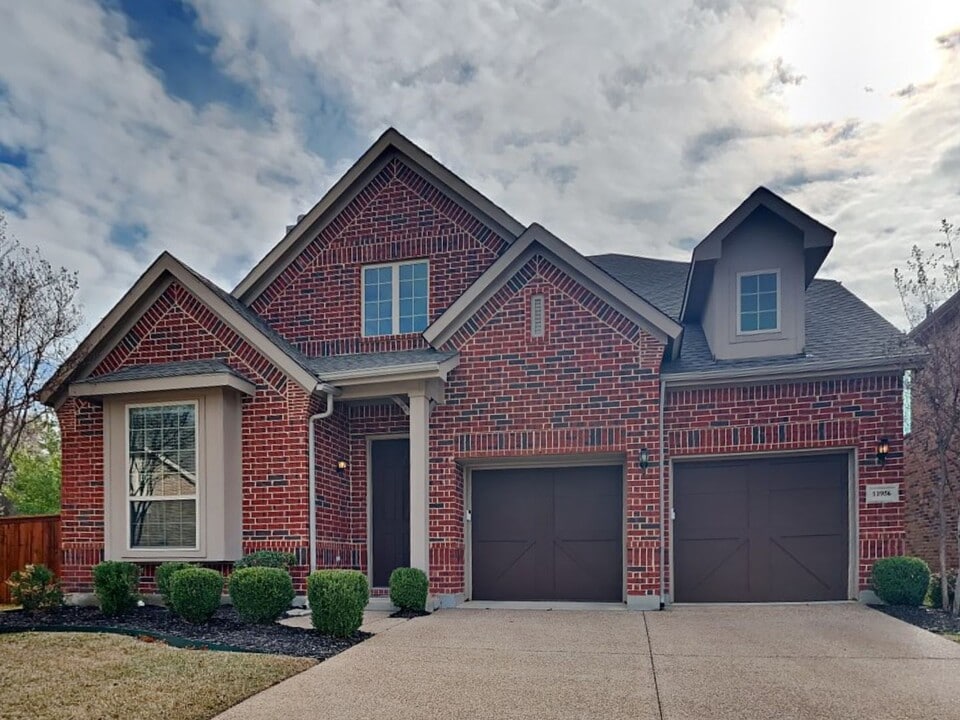 11956 Tranquil Cove in Euless, TX - Building Photo