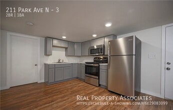 211 Park Ave N in Renton, WA - Building Photo - Building Photo