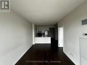 4011-4011 Brickstone Mews in Mississauga, ON - Building Photo - Building Photo