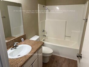 22653 Radnor Ln in Moreno Valley, CA - Building Photo - Building Photo