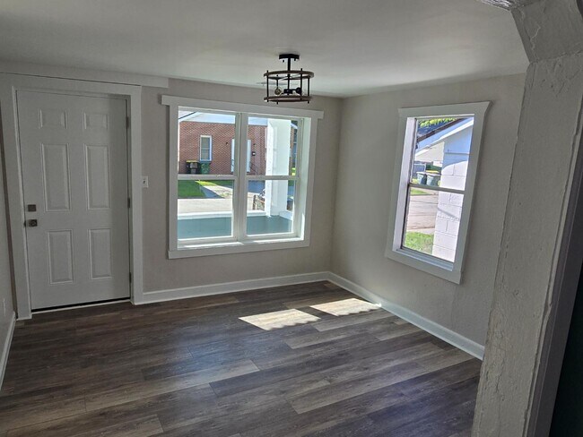 133 McIntyre St in Savannah, GA - Building Photo - Building Photo