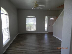 1402 Cypress Cove St in La Porte, TX - Building Photo - Building Photo
