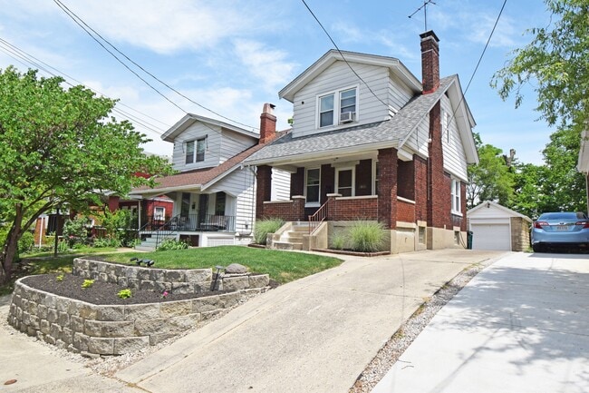 3048 Taylor Ave in Cincinnati, OH - Building Photo - Building Photo