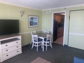 5-B Riptide Bch Clb in Myrtle Beach, SC - Foto de edificio - Building Photo