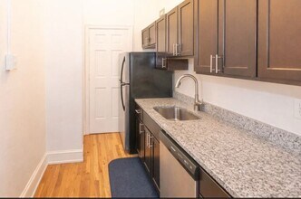 109 W Monument St in Baltimore, MD - Building Photo - Building Photo