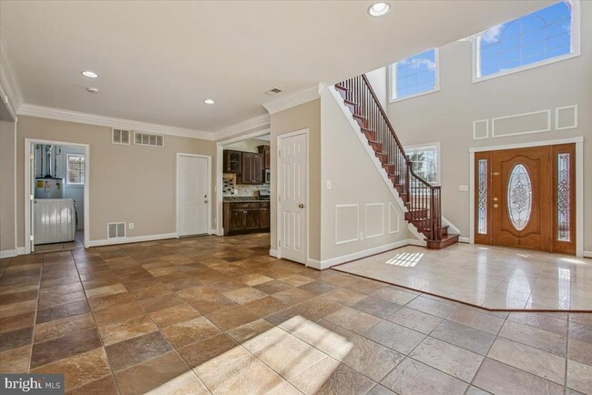 property at 7118 Vermillion Pl