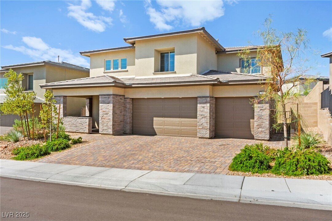 767 Tallgrass St in Las Vegas, NV - Building Photo