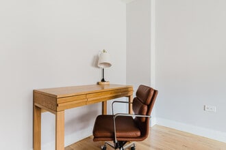 50 W 97th St in New York, NY - Foto de edificio - Building Photo