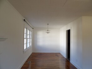 204 Gilbert St in Enterprise, AL - Building Photo - Building Photo