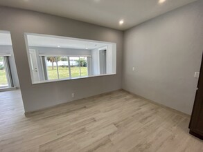 228 Codrington Dr in Lauderdale-by-the-Sea, FL - Building Photo - Building Photo