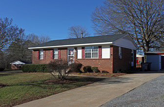 Hoffman Homes in Gastonia, NC - Building Photo - Building Photo