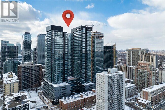 117-2117 Broadway Ave in Toronto, ON - Building Photo - Building Photo