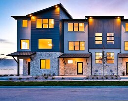 386 S 700 W in American Fork, UT - Building Photo