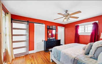 2105 Bradley Ave in Louisville, KY - Building Photo - Building Photo