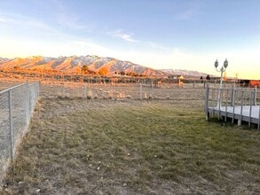 586 Flowing Wells Ln in Spring Creek, NV - Building Photo - Building Photo