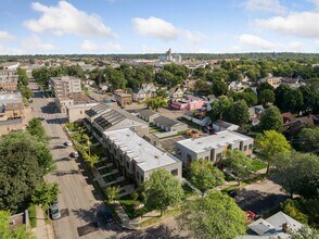 207 24th Ave NE in Minneapolis, MN - Building Photo - Building Photo