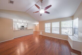 49 Sawmill Grove Ln in Spring, TX - Building Photo - Building Photo
