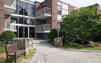 147 Turner Rd, Unit 98 in Holliston, MA - Building Photo