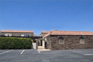 36953 Bankside Dr, Unit A in Cathedral City, CA - Building Photo