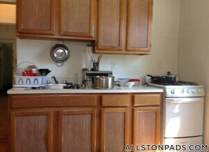 215 Harvard Ave, Unit 4 in Boston, MA - Building Photo - Building Photo