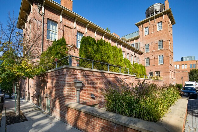 Watchcase Condos in Sag Harbor, NY - Foto de edificio - Building Photo