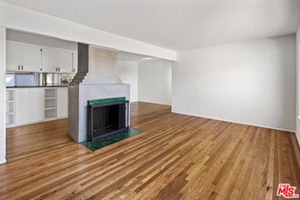 10712 Clarkson Rd in Los Angeles, CA - Building Photo - Building Photo