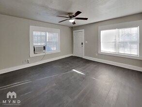 2208 Avenue U A Ave in Lubbock, TX - Building Photo - Building Photo