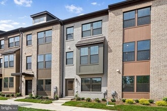 6018 Beake St in Hyattsville, MD - Building Photo - Building Photo