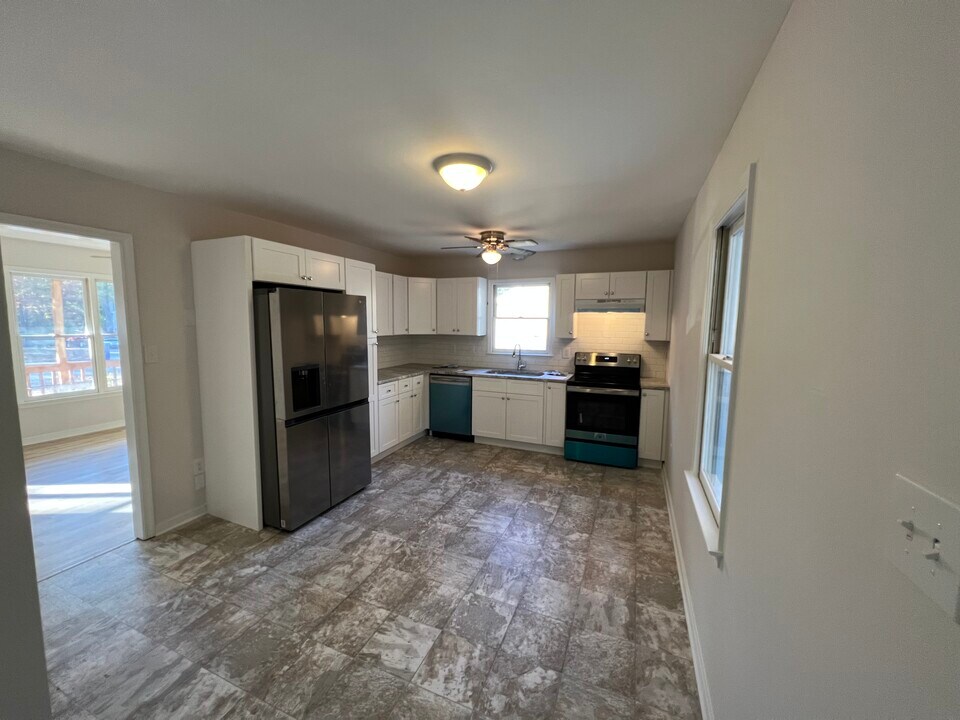 712 Marbleridge Rd in Richmond, VA - Building Photo