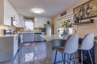 151 Applefield Close SE in Calgary, AB - Building Photo - Building Photo