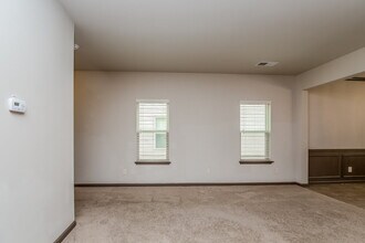 611 Sweet Ashley Way in Loganville, GA - Building Photo - Building Photo
