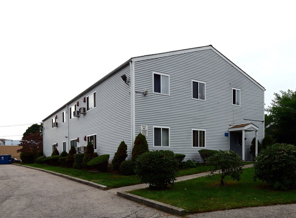 Grandview Apartments in Providence, RI - Building Photo