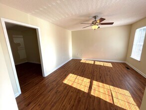 1022 Cherry Hills Ct in Athens, GA - Building Photo - Building Photo