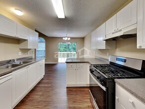 5705 Wandering Vine Trl SE in Mableton, GA - Building Photo - Building Photo