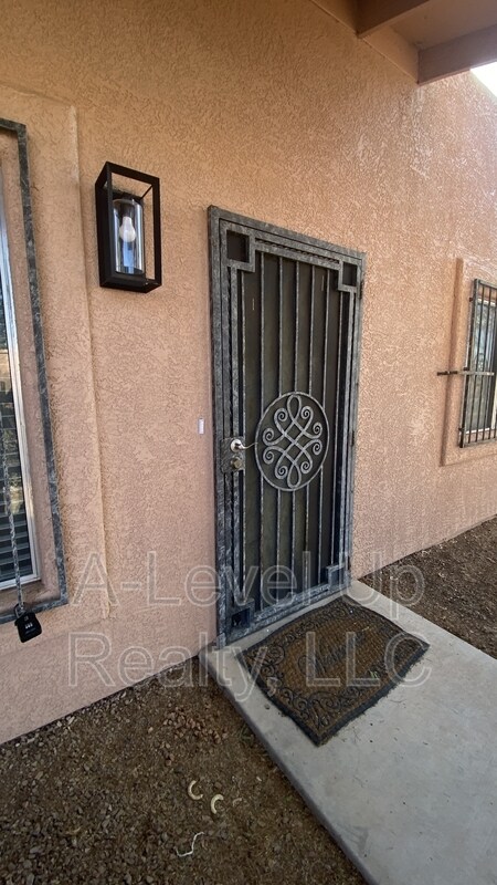 387 W Mossman St in Tucson, AZ - Building Photo - Building Photo