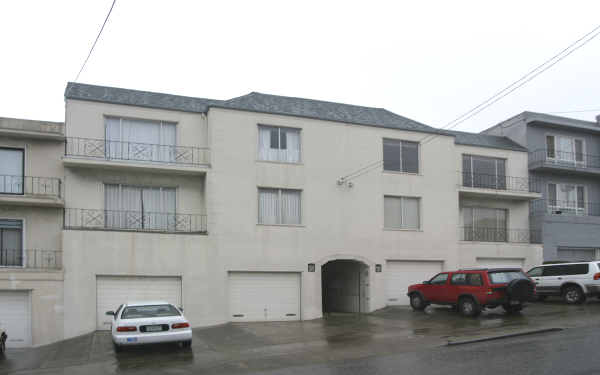 1374-1382 17th Ave in San Francisco, CA - Building Photo