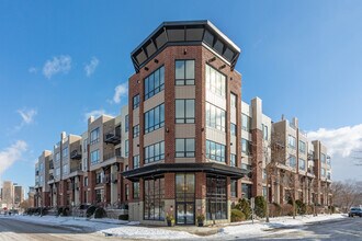 Riverfront Flats in St. Paul, MN - Building Photo - Building Photo