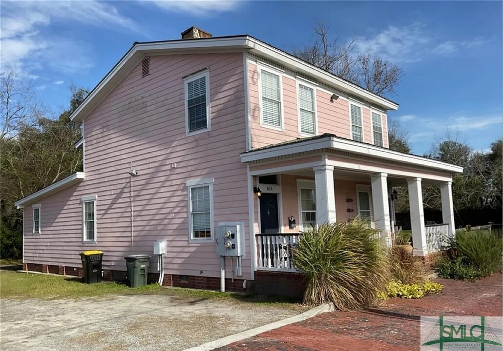 616 E Gwinnett St in Savannah, GA - Building Photo