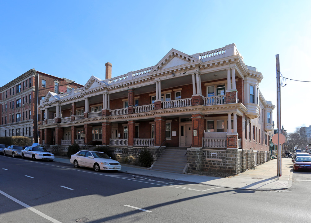 Belgium Apartments in Philadelphia, PA - Building Photo