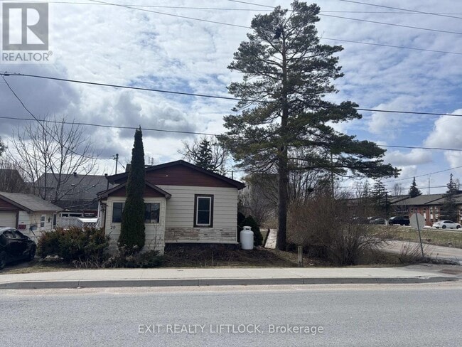 property at 29 Hamilton St