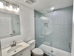 11602 Killion St in Los Angeles, CA - Building Photo - Building Photo