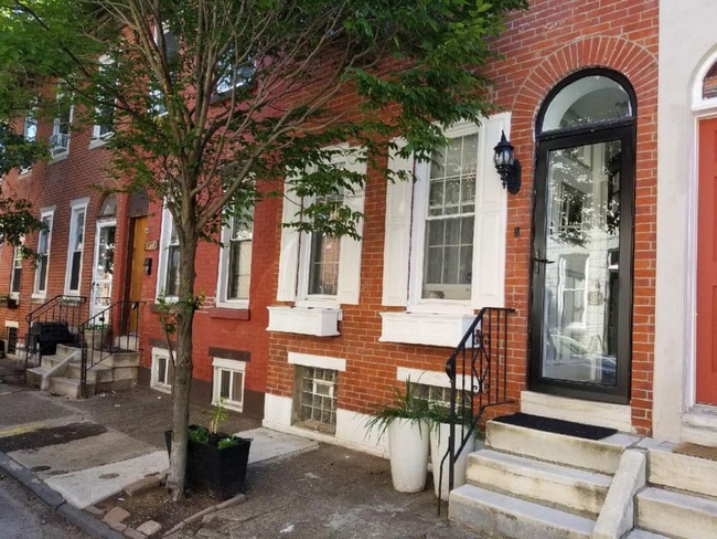 property at 856 N Bambrey St